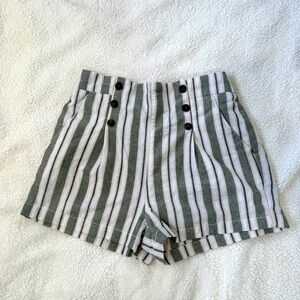 CI Sonó green stripe shorts size XL fits small